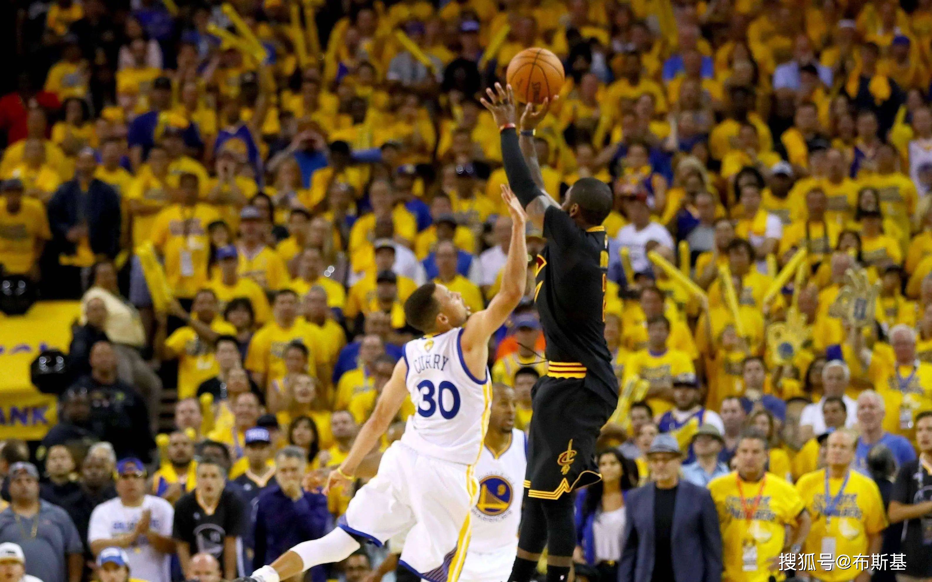 包含NBA勇士队遭遇两连败，备战下一场胜利的词条