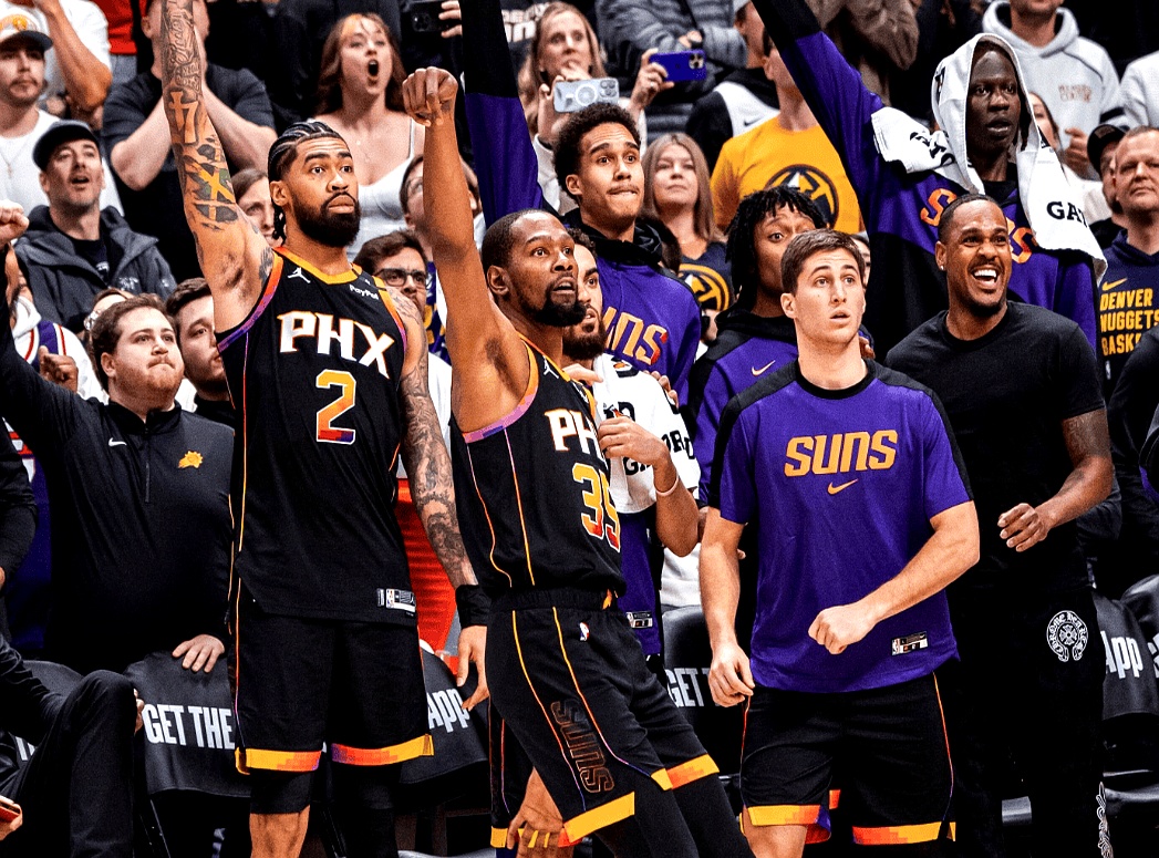 绿军轻取鹈鹕，杜兰特复出后首胜